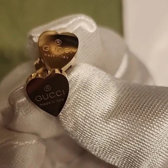 Gucci Gold Toned Heart Shape Earrings - Picture 4 of 6